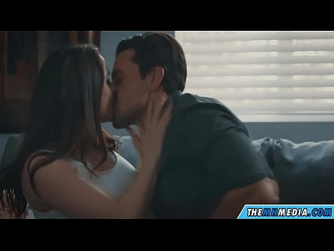 ❤️ एक चांगला busty आई सह रोमँटिक सेक्स ☑ लिंग
